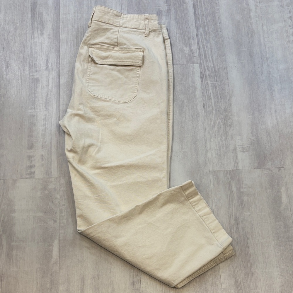 Vince. Women's Capris Size 10